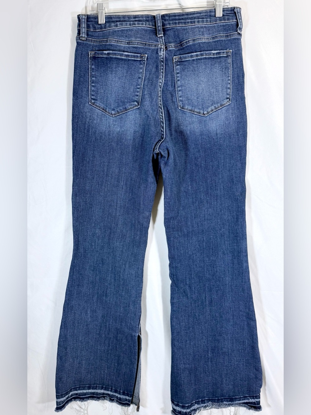 Vervet High Rise Flare Jeans With Side Slit Hems And Frayed Hem Size 32 - Picture 7 of 12